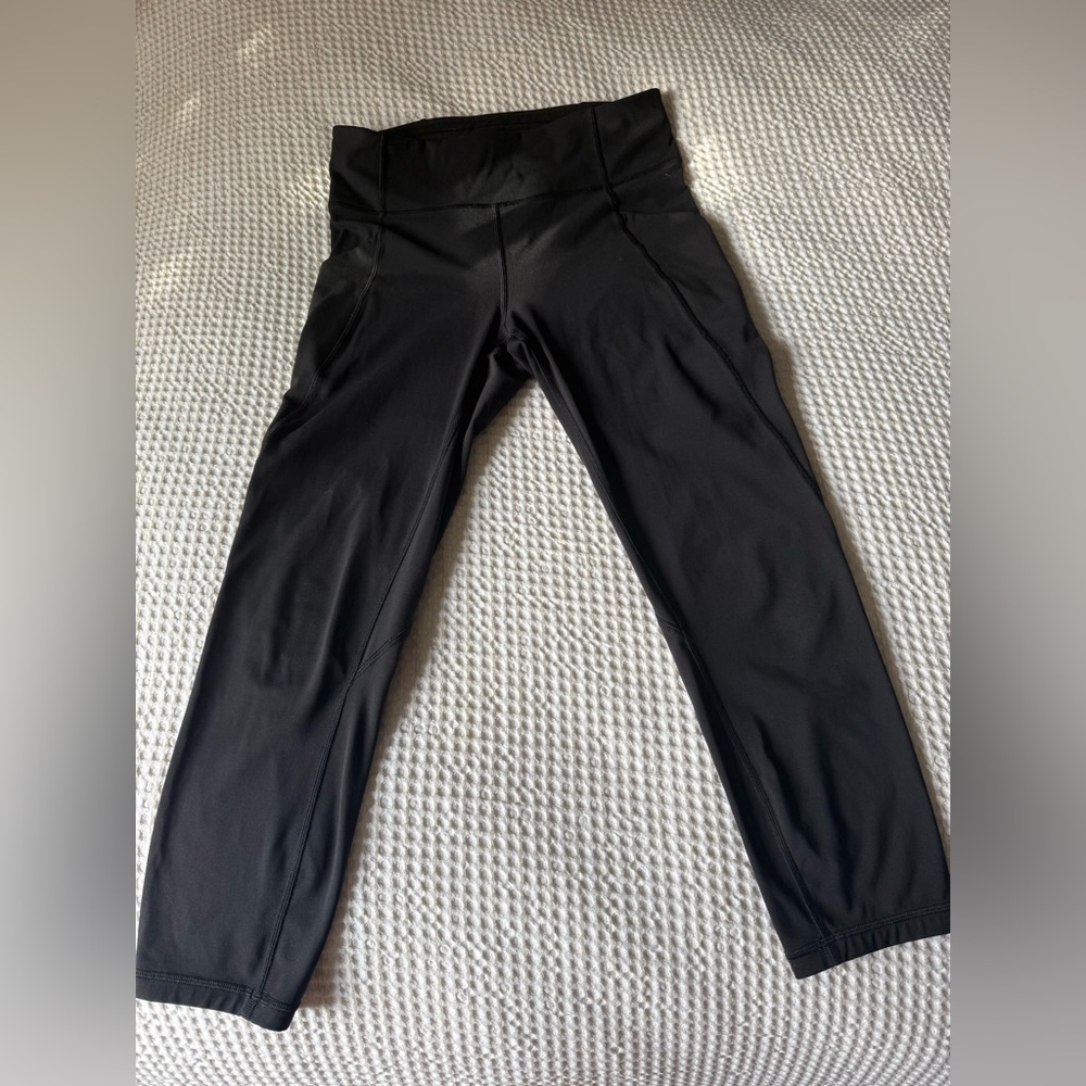 Lululemon Time To Sweat Crop *23"